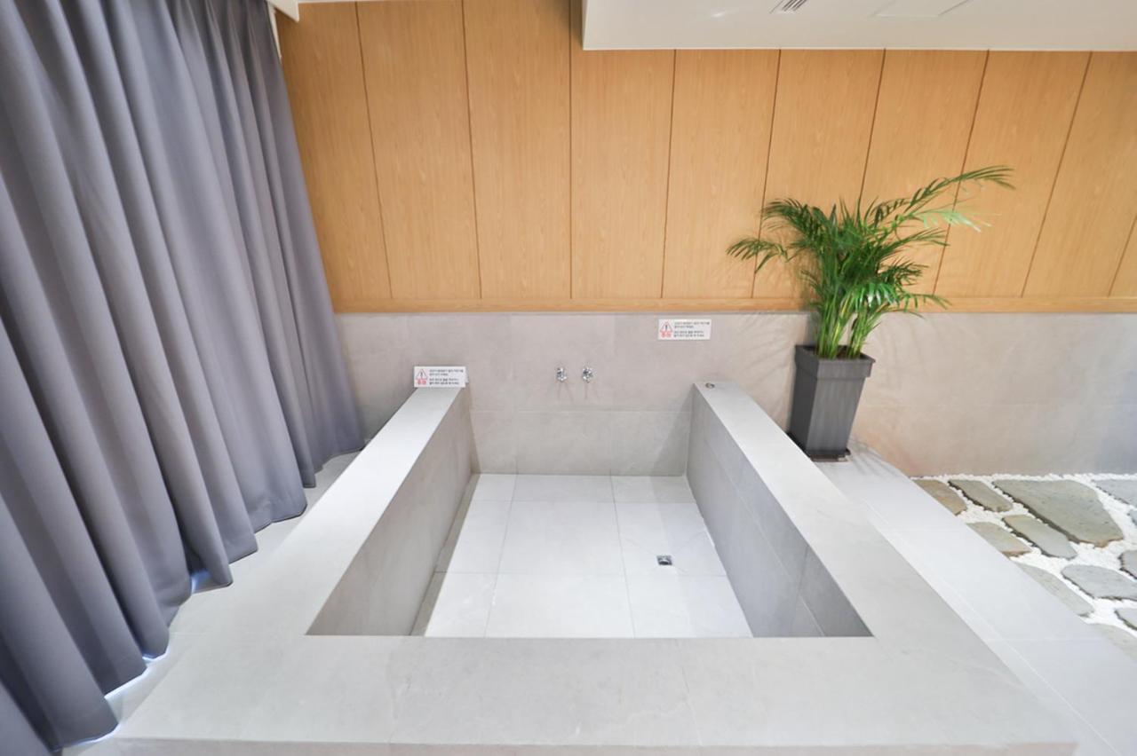 Custom Hotel Ulsan Luaran gambar